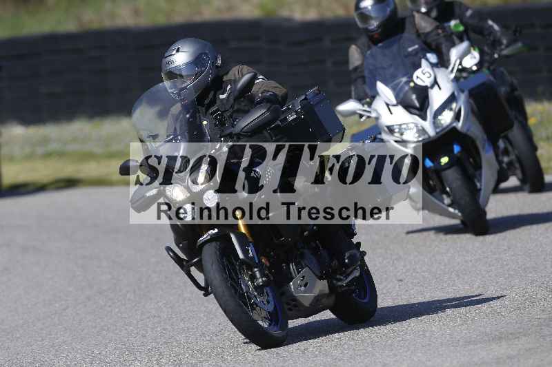 /01 02.04.2026 MAZ ADR/Gruppe gelb Gruppe gruen/82